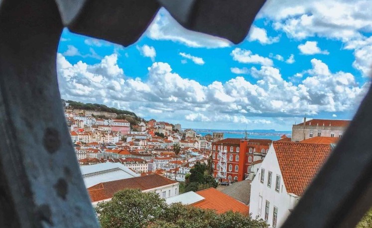 Epic Travel Guide to Lisbon, Portugal