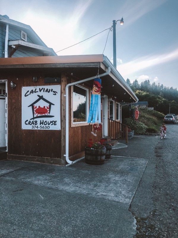 Calvins Crab House, Olymic Peninsula,Blue Eyed Compass